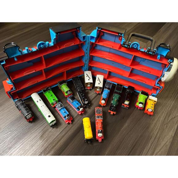 Vintage 90’s Ertl Thomas The Train Engine & Friends Diecast Trains Storage Case